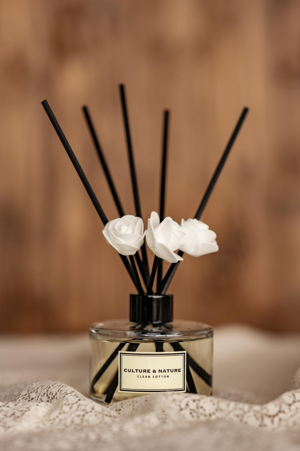CULTURE & NATURE Reed Diffuser Set 6.7oz (200ml) Black Cherry Scented Diffuser with Sticks Home Fragrance Reed Diffuser for Bathroom Shelf Decor