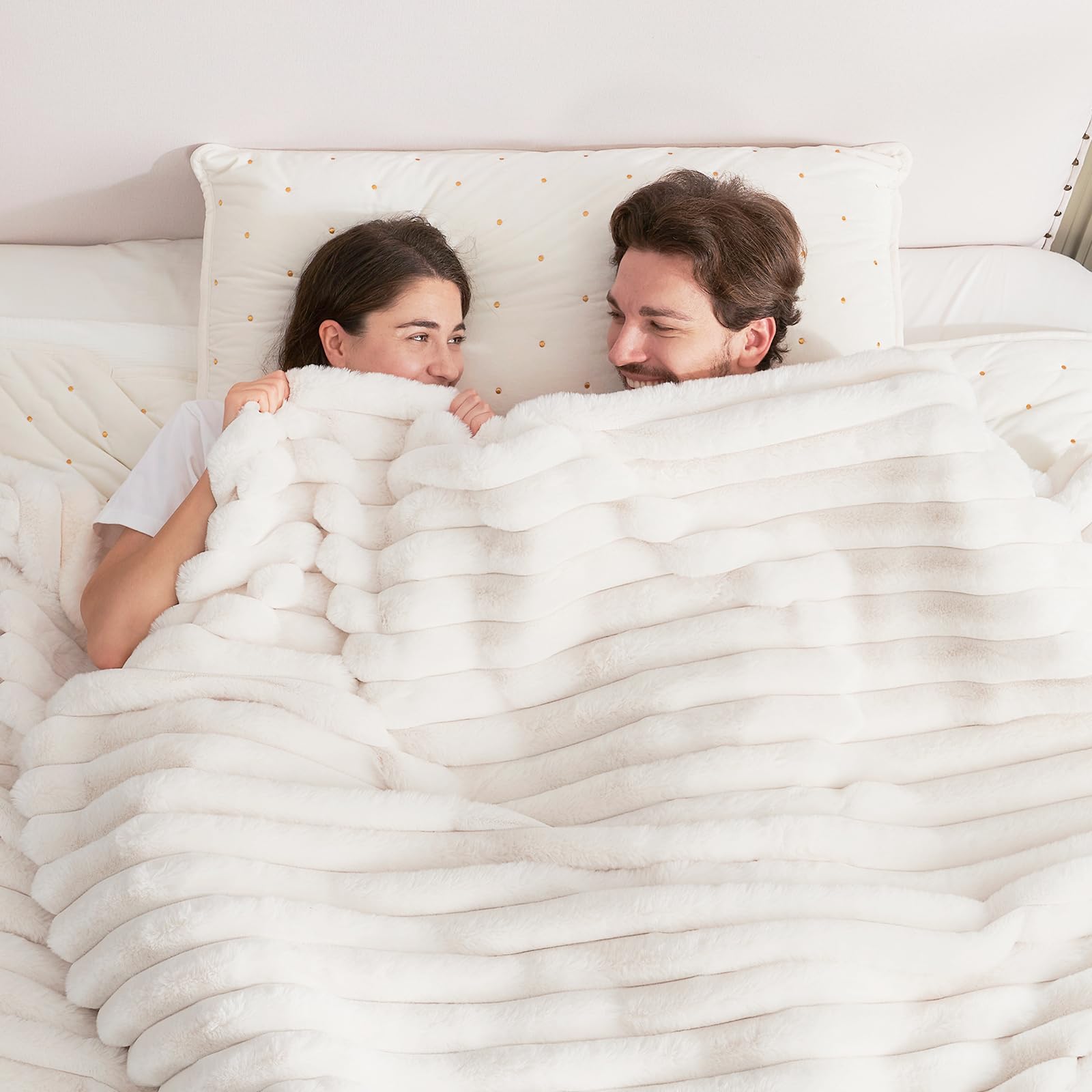 Cozy Bliss Faux Fur Throw Blanket for Couch, Cozy Warm Plush Striped Blanket for Sofa Bedroom Living Room, 50 * 60 Inches Cream White