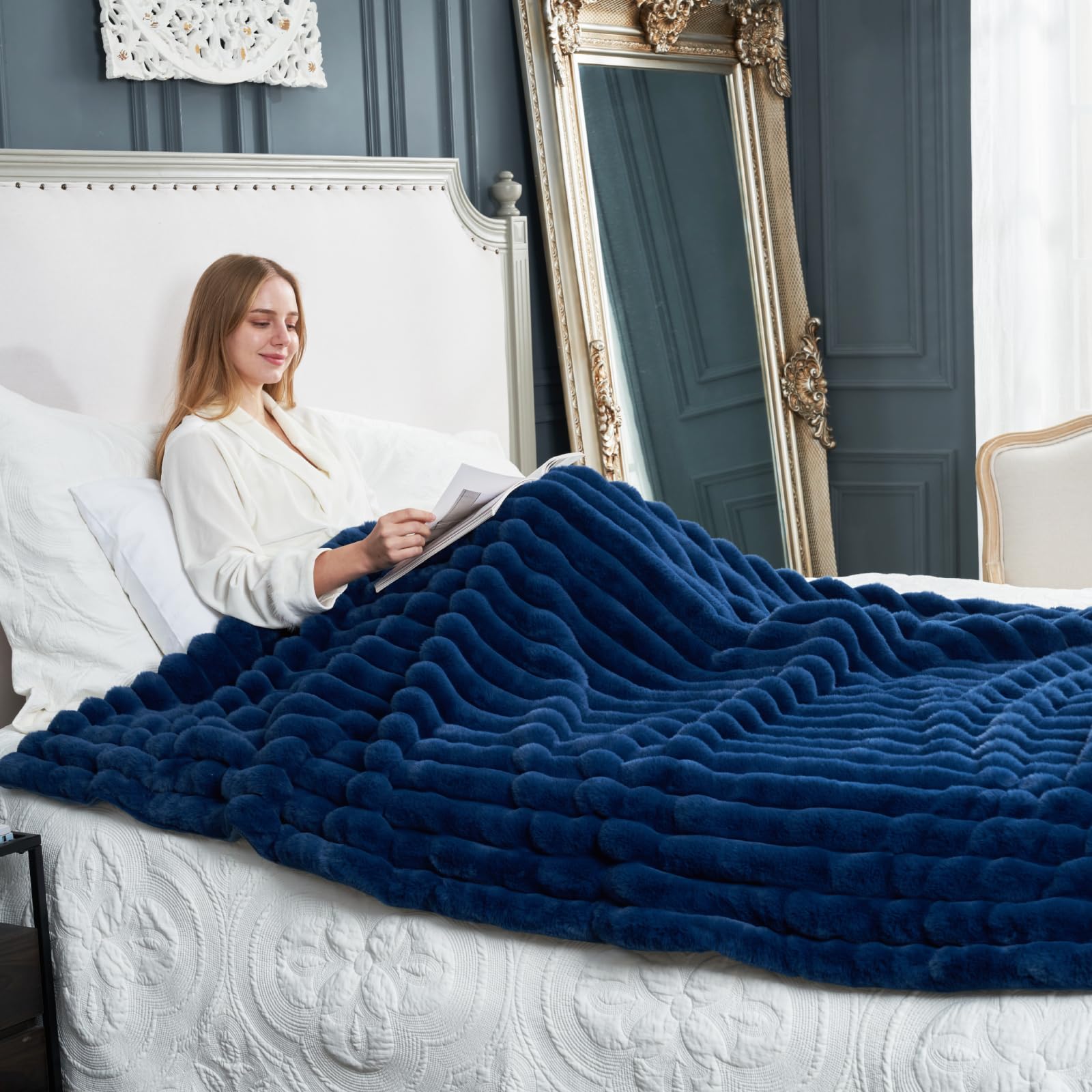 Cozy Bliss Faux Fur Throw Blanket for Couch, Cozy Warm Plush Striped Blanket for Sofa Bedroom Living Room, 50 * 60 Inches Cream White