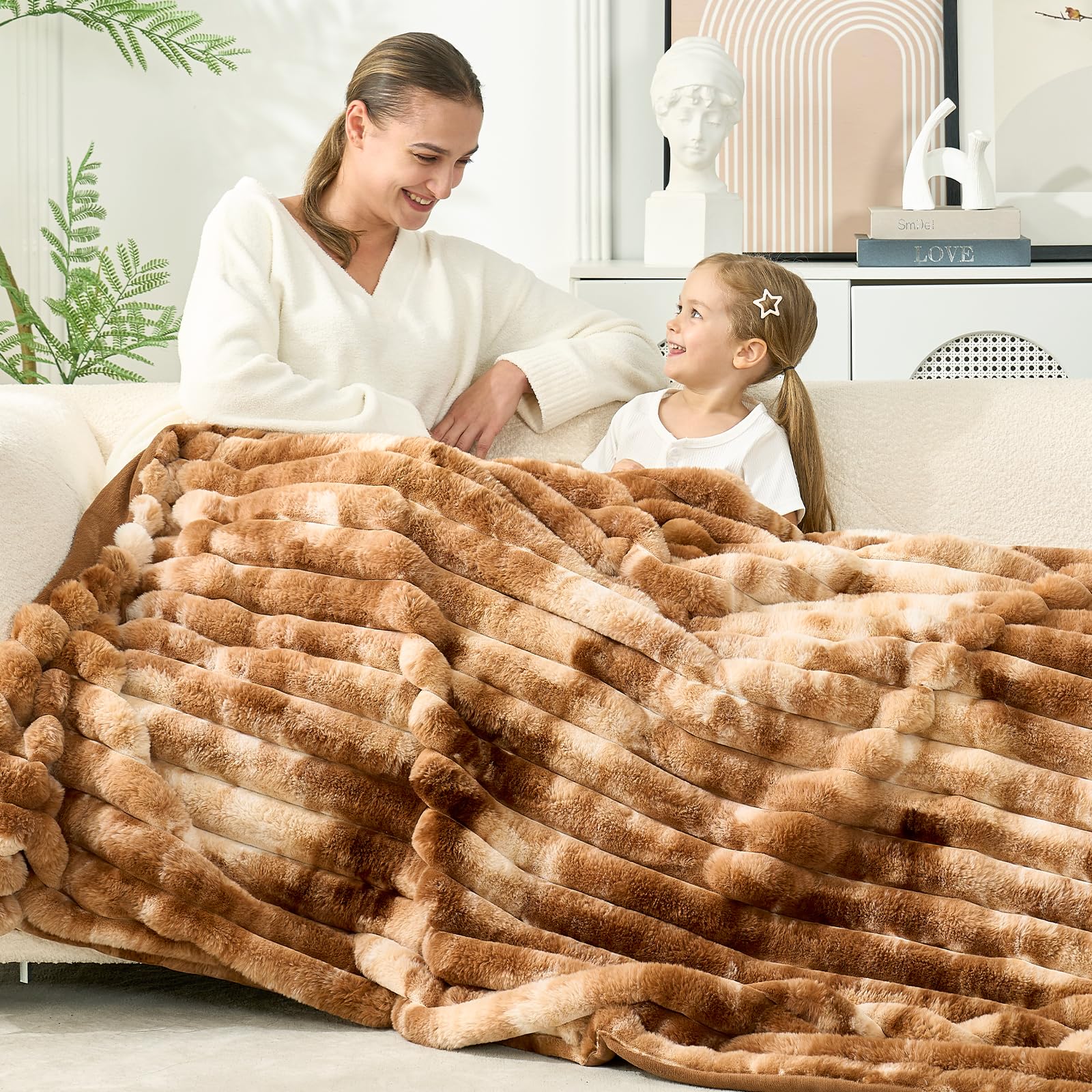 Cozy Bliss Faux Fur Throw Blanket for Couch, Cozy Warm Plush Striped Blanket for Sofa Bedroom Living Room, 50 * 60 Inches Cream White