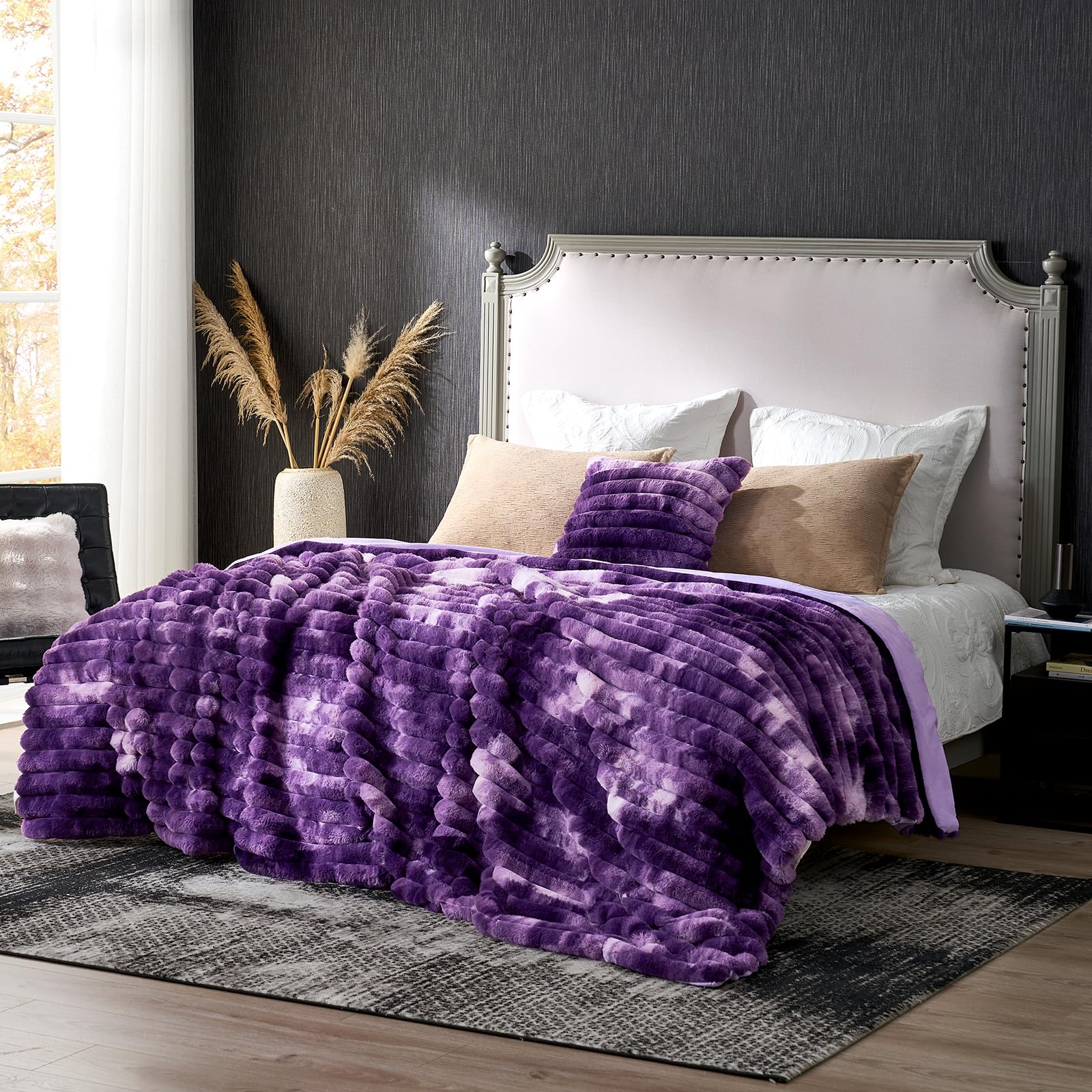 Cozy Bliss Faux Fur Throw Blanket for Couch, Cozy Warm Plush Striped Blanket for Sofa Bedroom Living Room, 50 * 60 Inches Cream White