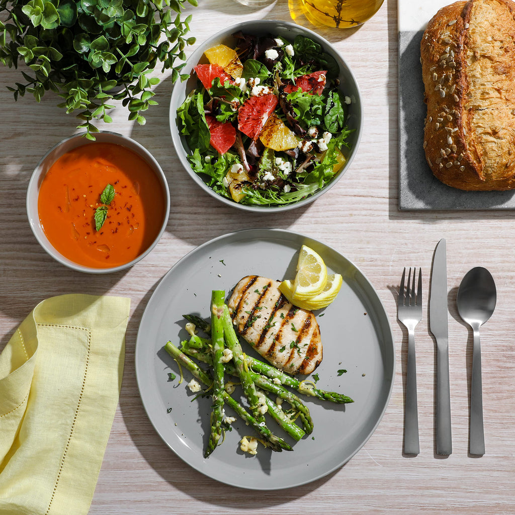 Gibson Home Oslo Porcelain Chip and Scratch Resistant Dinnerware Set, Service for 4 (16pcs), Ceramic Plates and Bowls Dishes Sets, White - Microwave and Dishwasher Safe